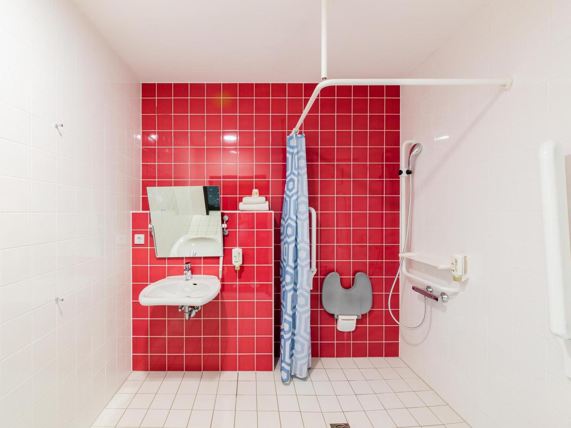 B&B Hotel Duesseldorf-Airport Eksteriør bilde