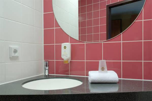 B&B Hotel Duesseldorf-Airport Eksteriør bilde